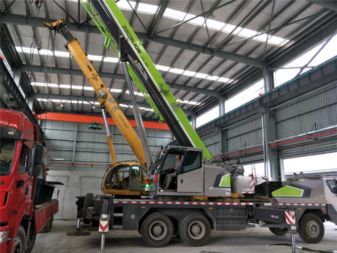 吉隆县高空车出租需要注意哪些安全事项？